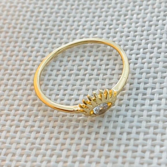 Cubic Zirconia Eye With Lashes Ring - Picture 6 of 6